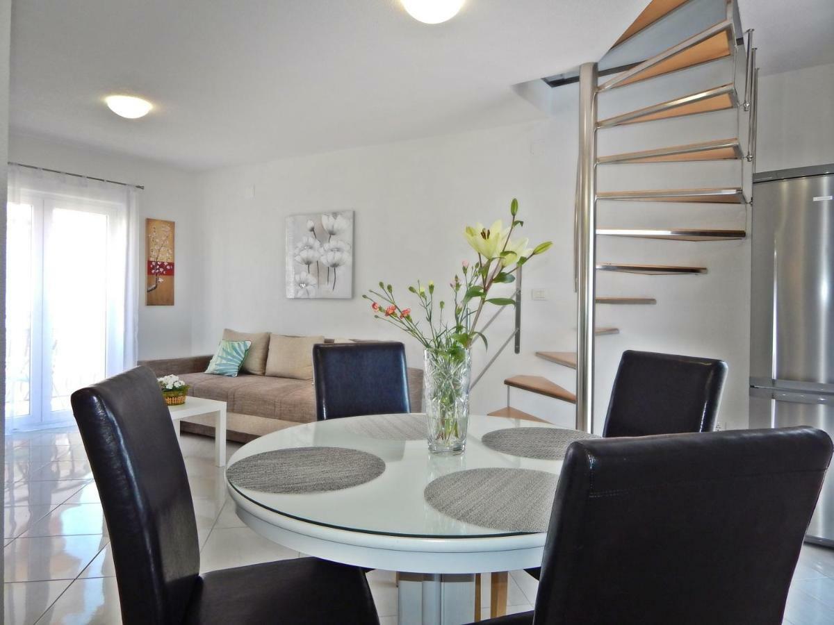 Apartment Marko Podstrana Kültér fotó