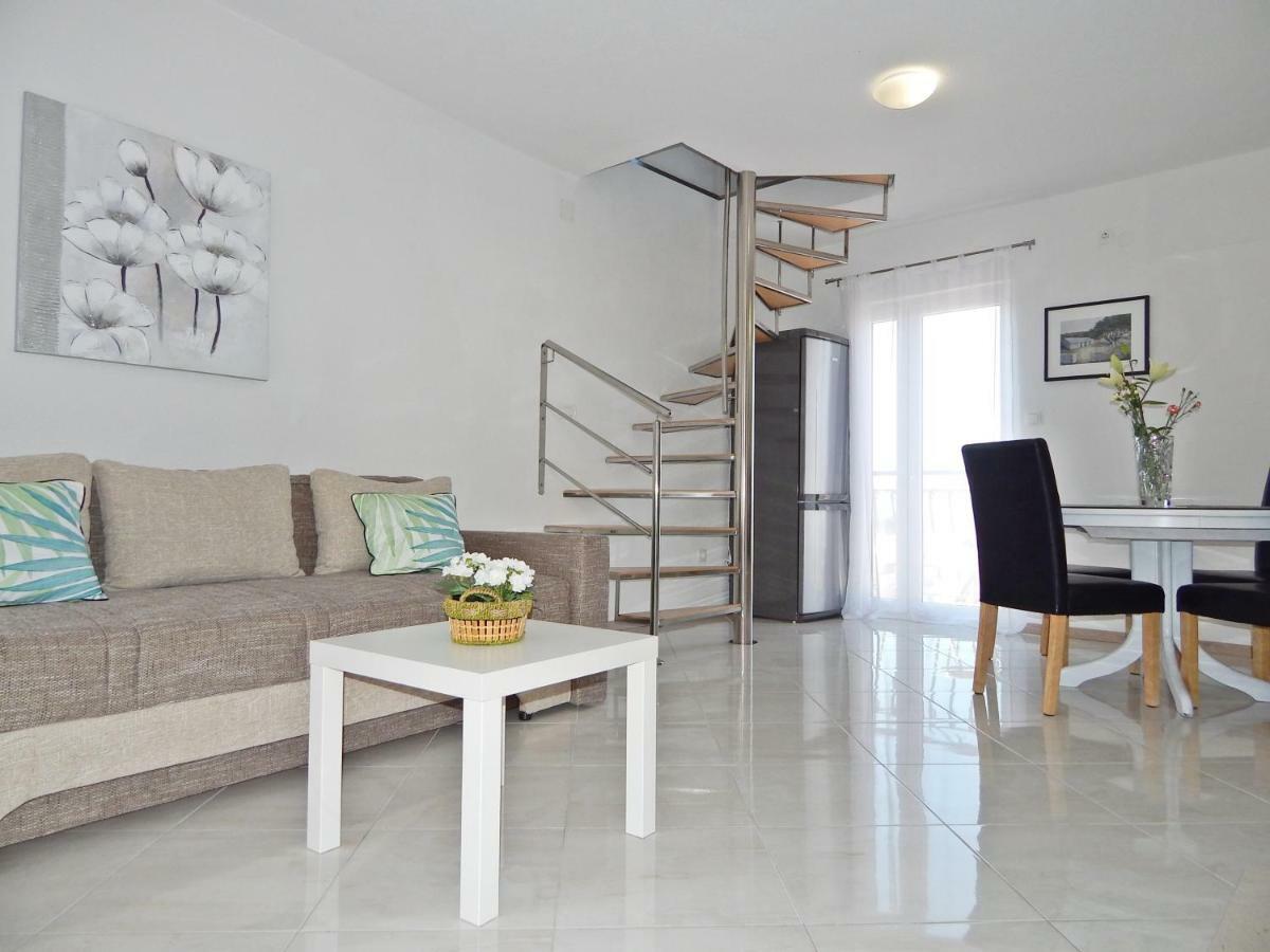 Apartment Marko Podstrana Kültér fotó