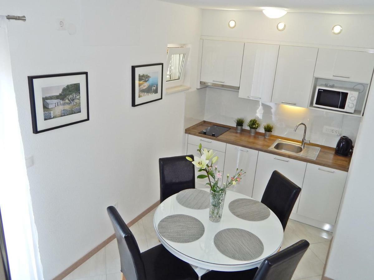 Apartment Marko Podstrana Kültér fotó