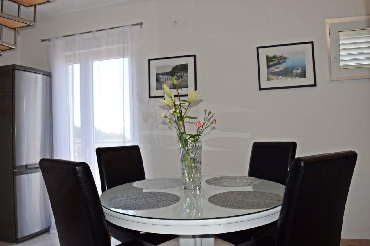 Apartment Marko Podstrana Kültér fotó